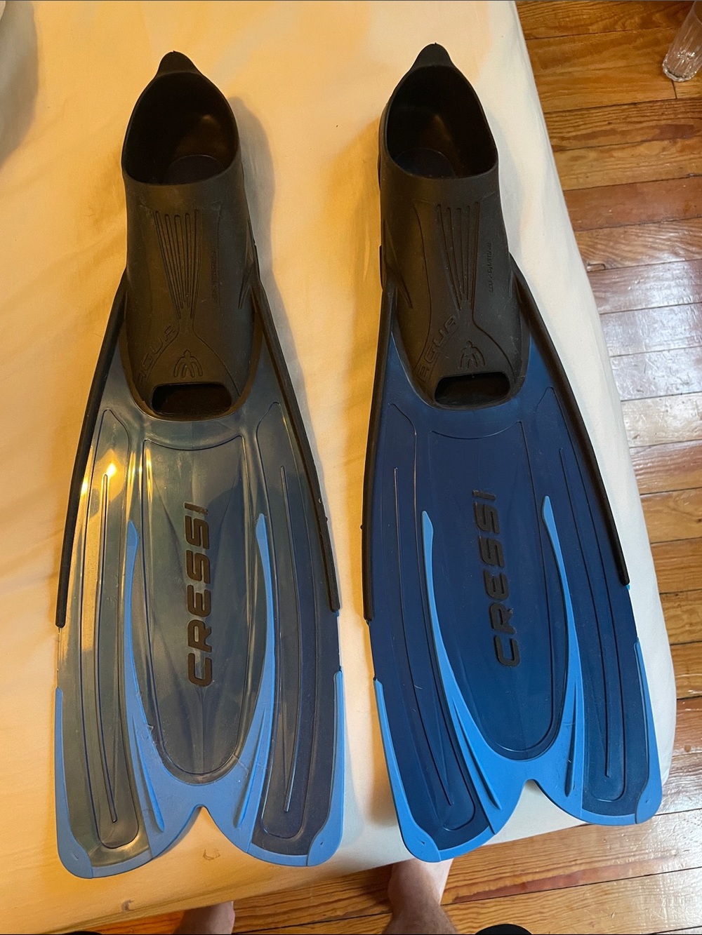 Cressi Men’s Blue Snorkel Fins - Short Blade Swim Fins